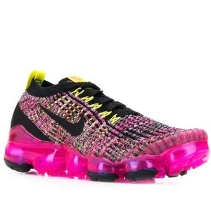 Nike Air Vapormax Flyknit 3 sneakers sz 6 black pink blast